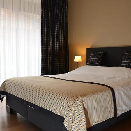 La Romance Du 3* Robertville